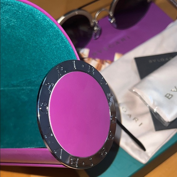 BVLGARI Prestine Luxurious Black and Gold Sunglasses everything included NWOT - Picture 9 of 10